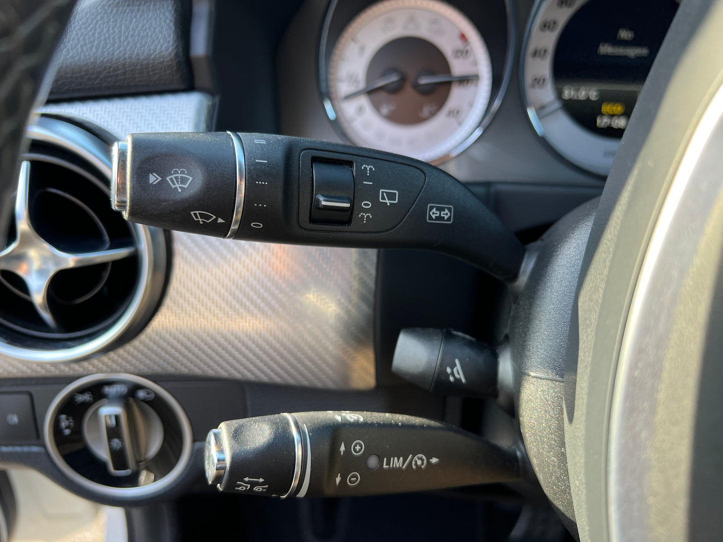 Mercedes Benz GLK 350 | AMG-Paket | 39.588 km | 306 PS | Distronic | 360