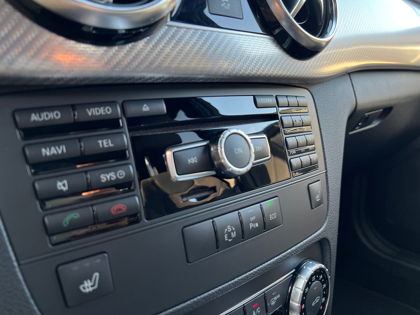 Mercedes Benz GLK 350 | AMG-Paket | 39.588 km | 306 PS | Distronic | 360