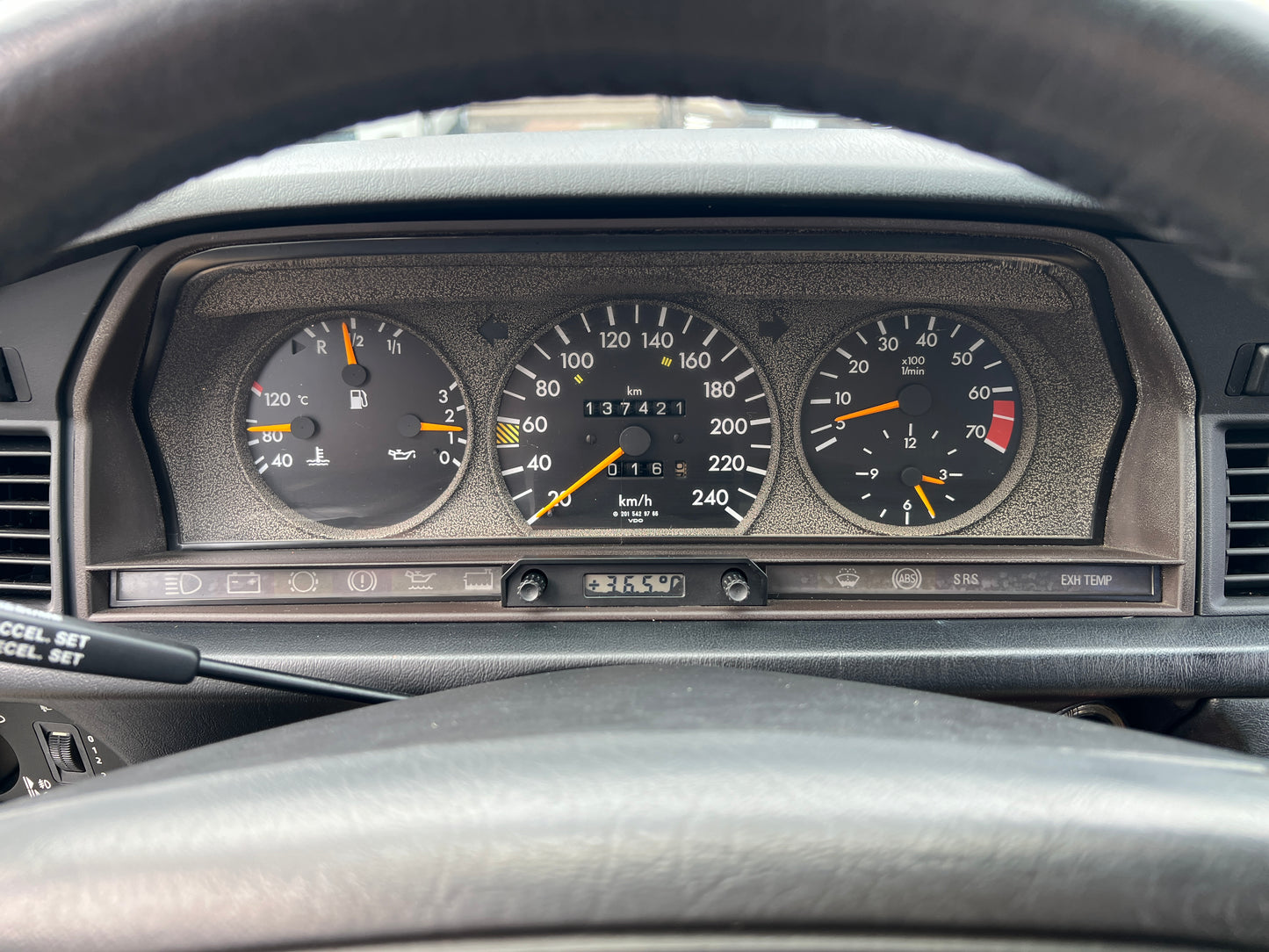 Mercedes Benz 190E 2.6 | W201 | M103 166 PS | 137.421 km | ERSTLACK!