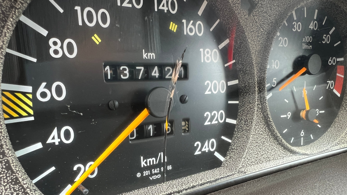 Mercedes Benz 190E 2.6 | W201 | M103 166 PS | 137.421 km | ERSTLACK!