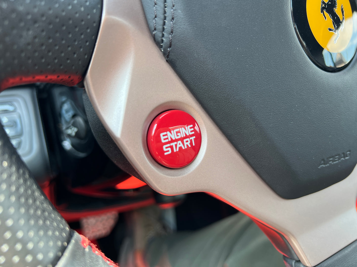 Ferrari California | F149S | 22.081 km | 489 PS | Carbon Edition