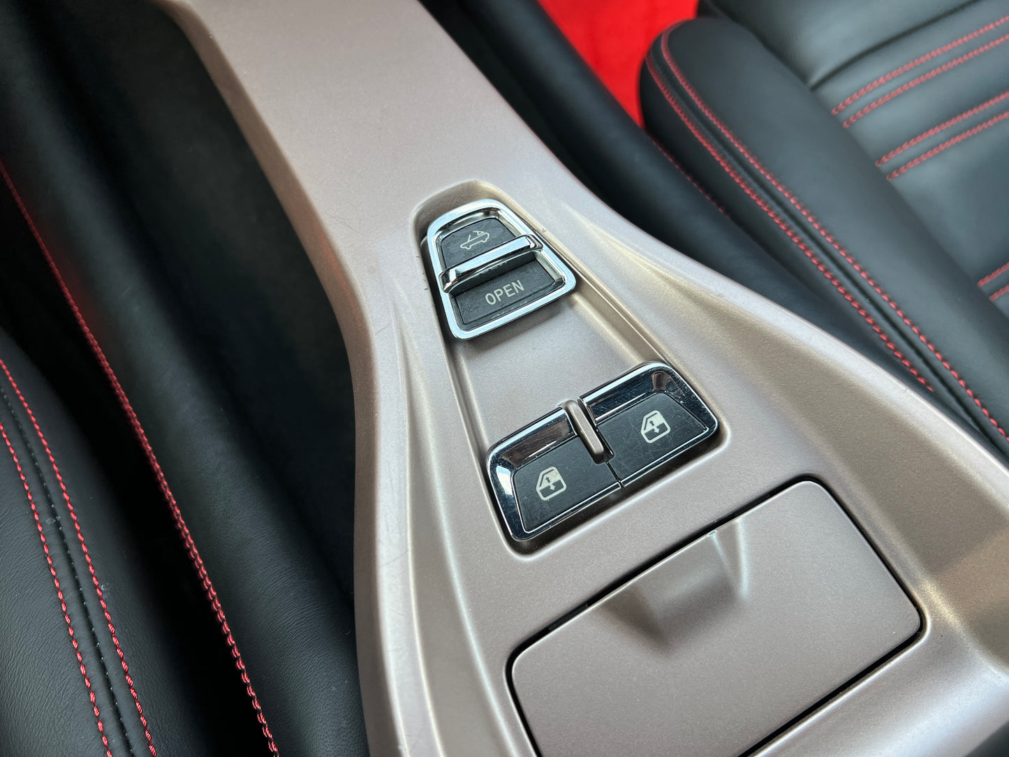 Ferrari California | F149S | 22.081 km | 489 PS | Carbon Edition