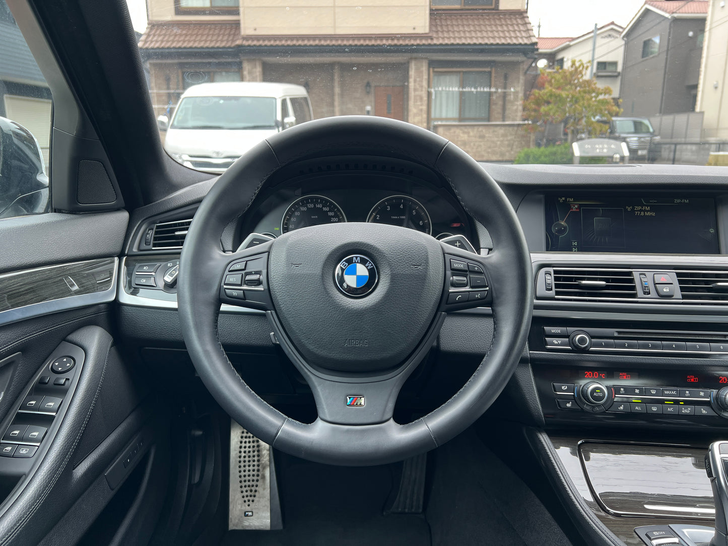 BMW 535i | M-Paket | F10 | 153.440 km | 306 PS | PDC | Limousine