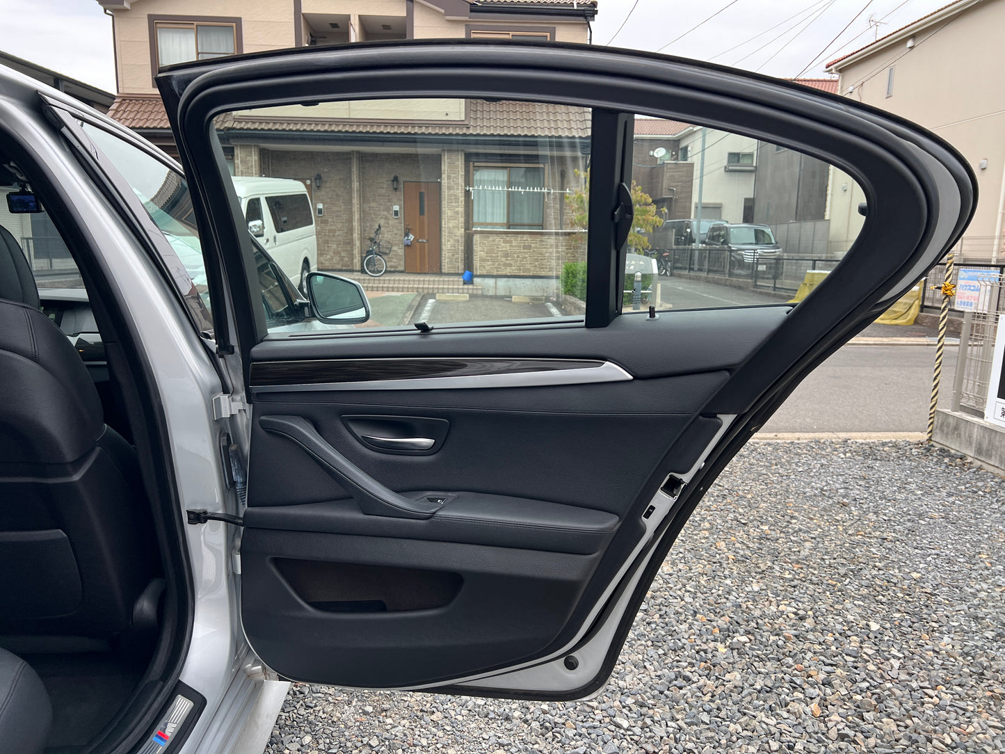 BMW 535i | M-Paket | F10 | 153.440 km | 306 PS | PDC | Limousine
