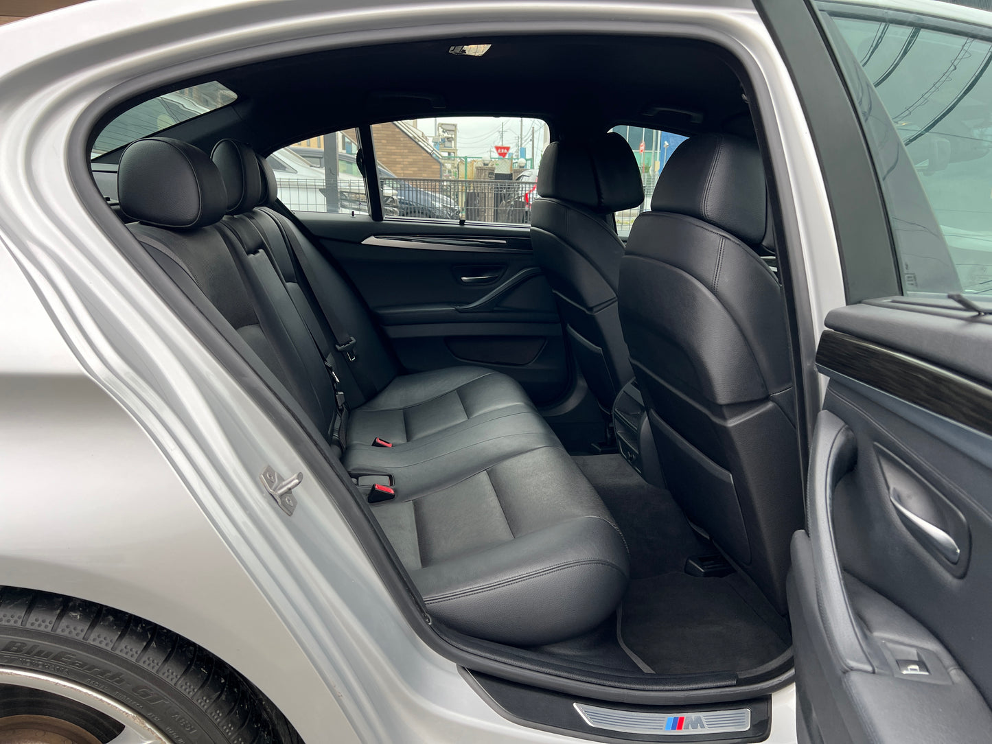 BMW 535i | M-Paket | F10 | 153.440 km | 306 PS | PDC | Limousine