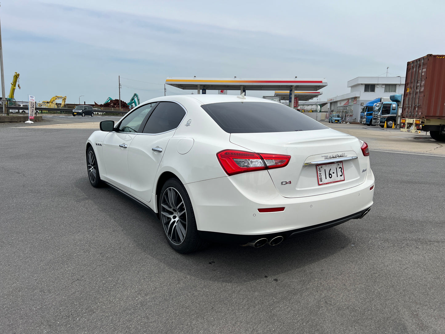 Maserati Ghibli V6 | 330 PS | 43.000 km | Automatik | Leder