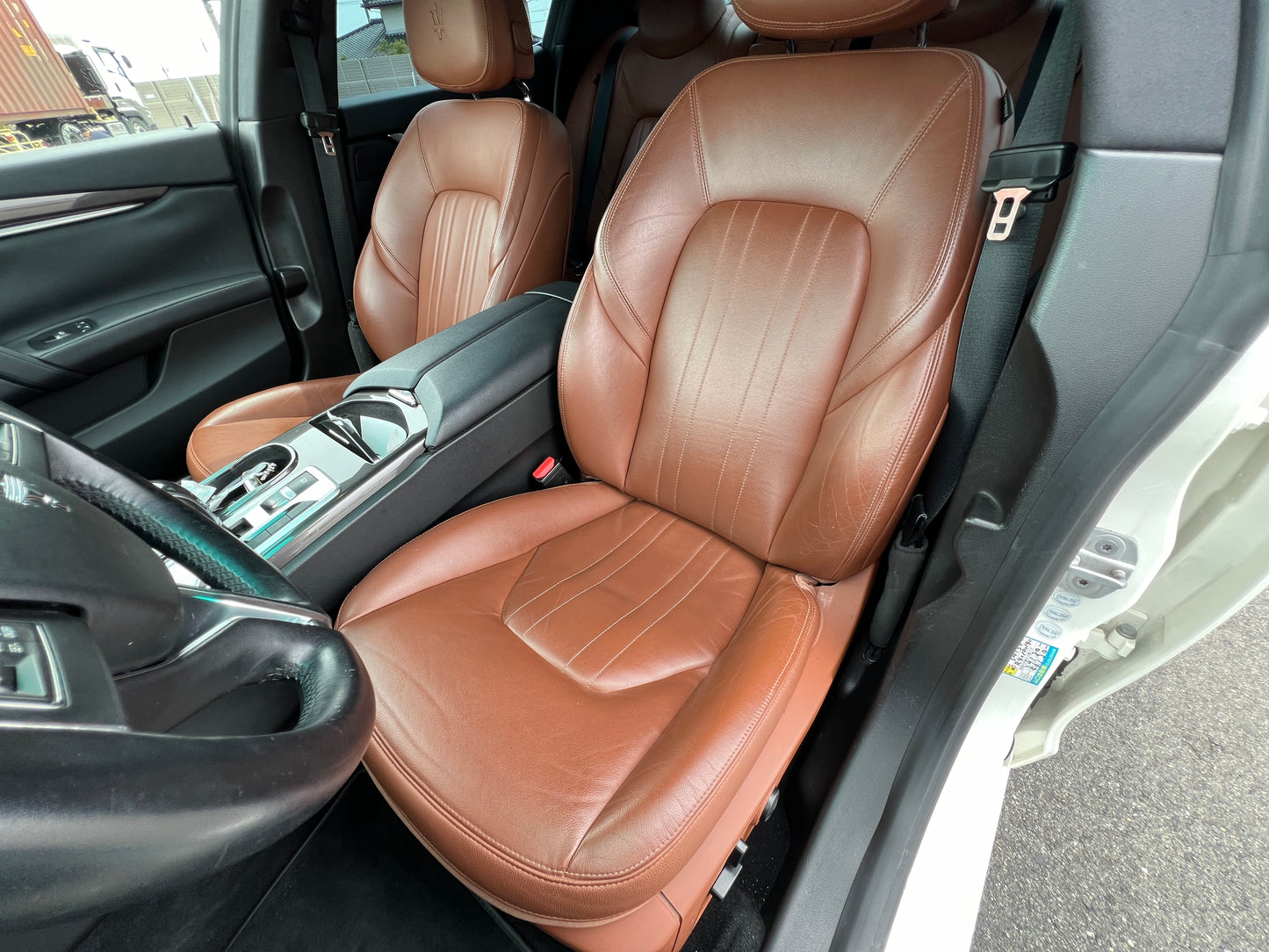 Maserati Ghibli V6 | 330 PS | 43.000 km | Automatik | Leder