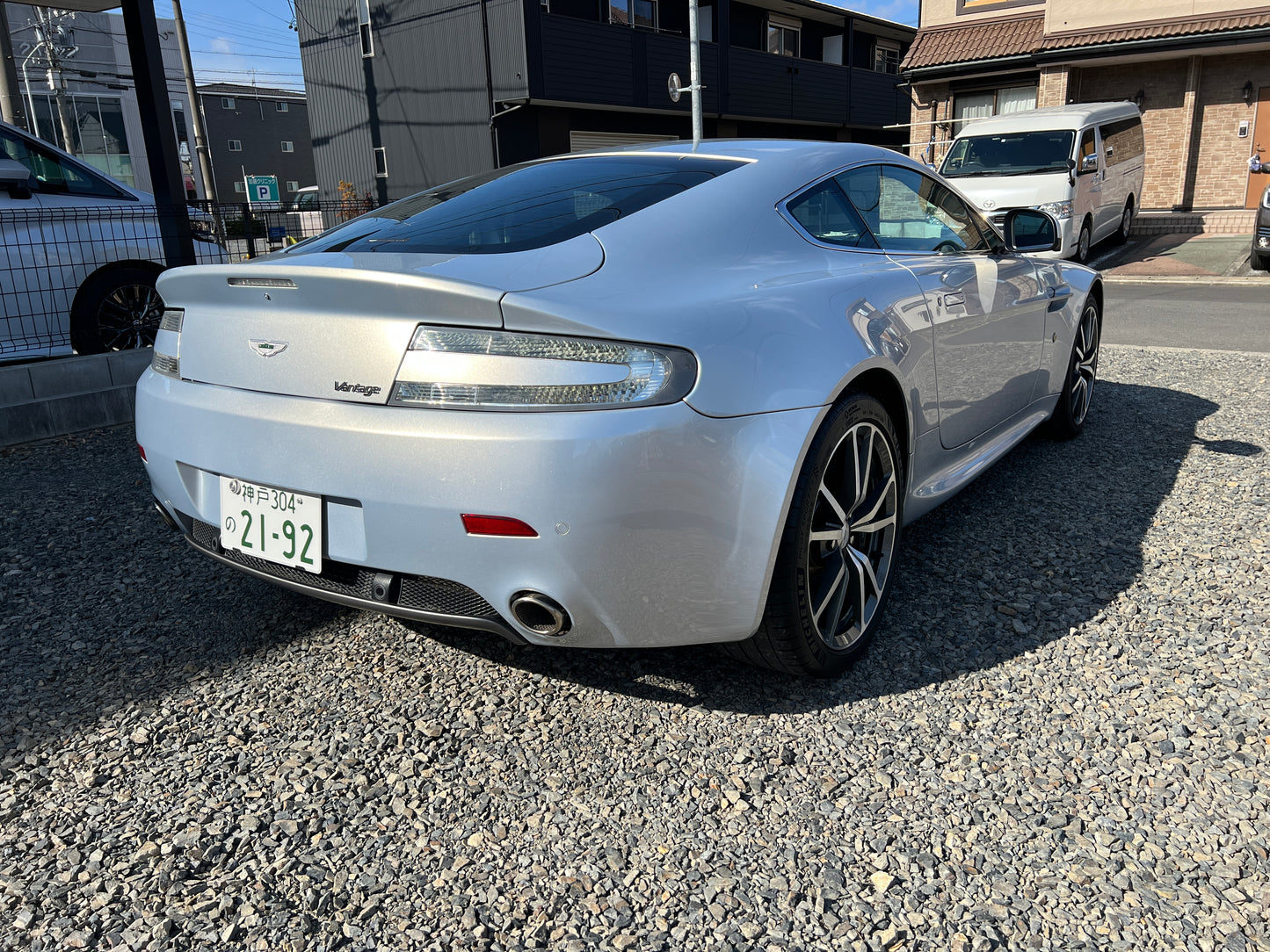 Aston Martin V8 Vantage | 58.953 km | 4.7L | 426 PS | Coupé