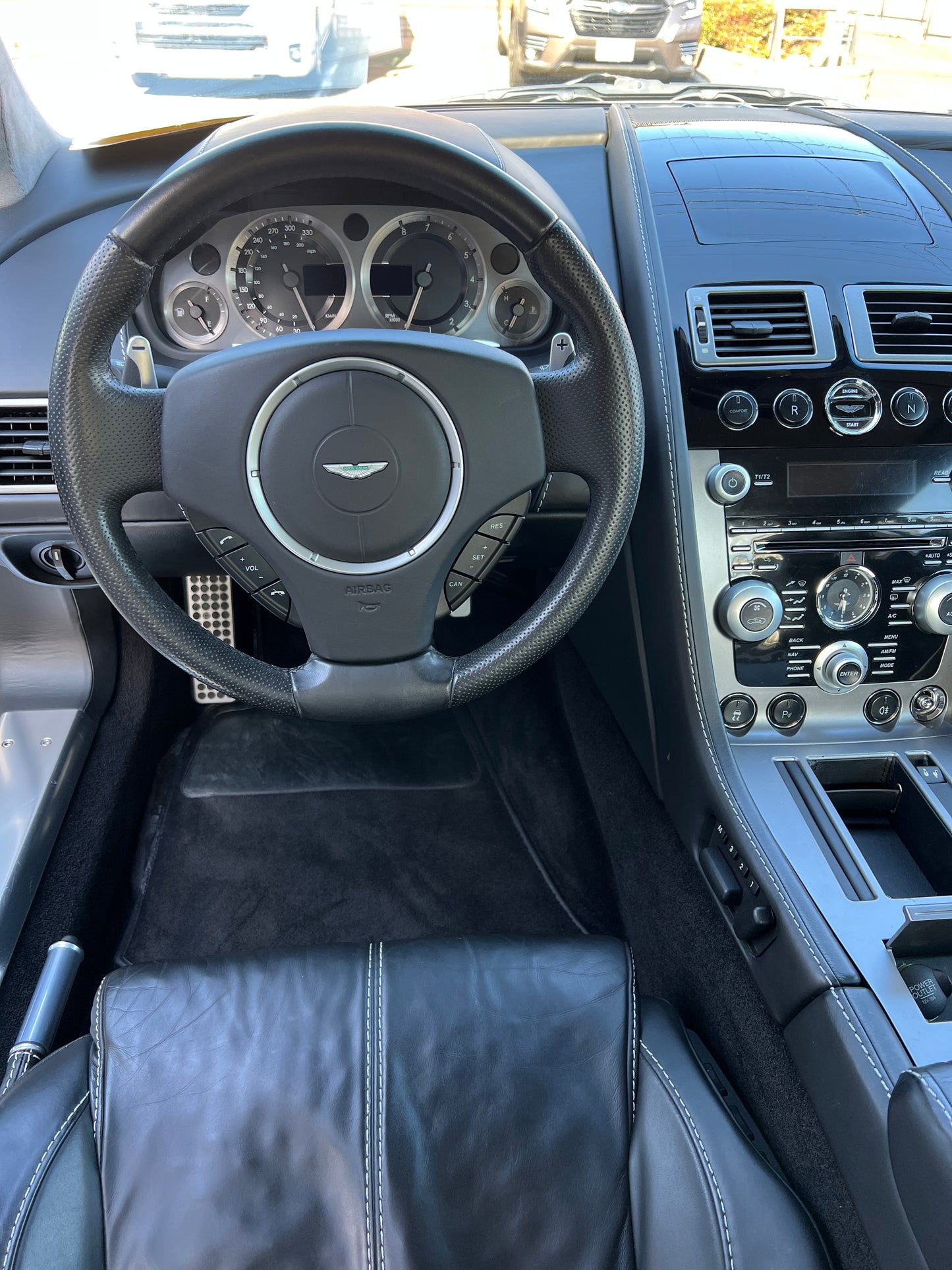Aston Martin V8 Vantage | 58.953 km | 4.7L | 426 PS | Coupé