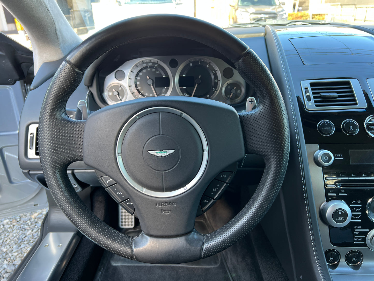 Aston Martin V8 Vantage | 58.953 km | 4.7L | 426 PS | Coupé