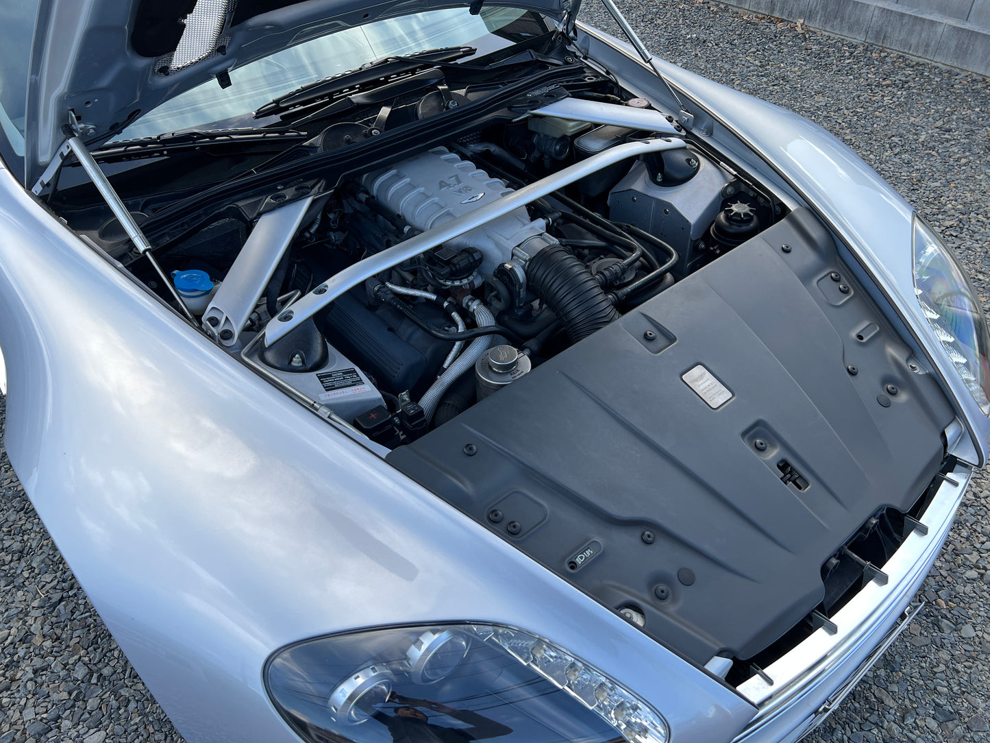 Aston Martin V8 Vantage | 58.953 km | 4.7L | 426 PS | Coupé