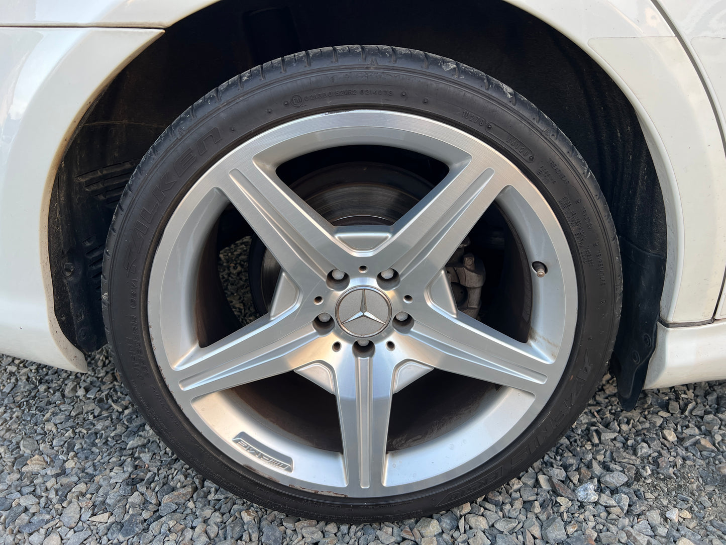 Mercedes Benz CLS350 AMG | C219 | 64.421 km | M272 V6 | 292 PS
