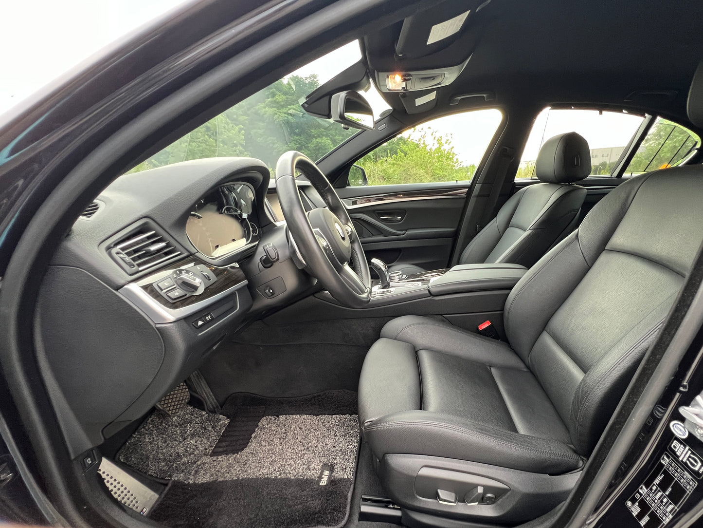 BMW 528i M-Paket | F10 LCI | 49.675 km | 245 PS | Keyless | Kamera