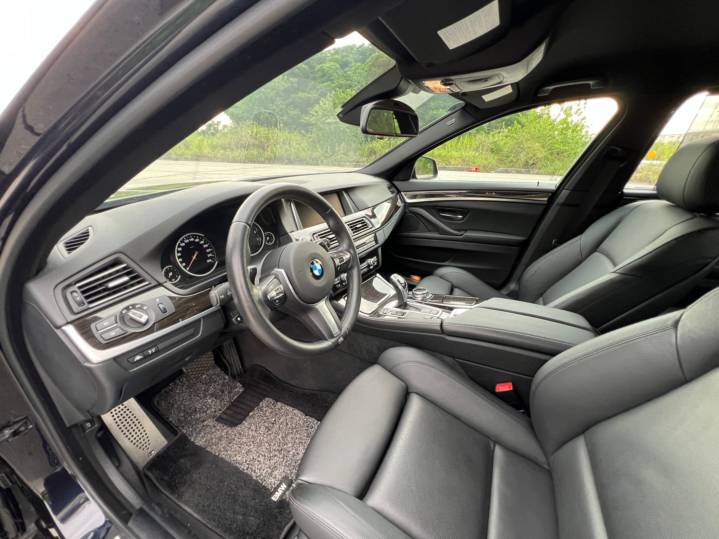 BMW 528i M-Paket | F10 LCI | 49.675 km | 245 PS | Keyless | Kamera