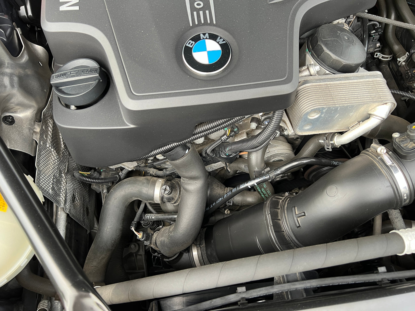 BMW 528i M-Paket | F10 LCI | 49.675 km | 245 PS | Keyless | Kamera