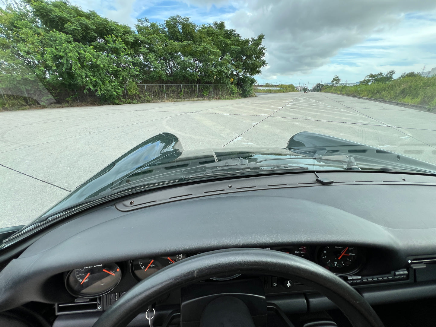 Porsche 911 Carrera 2 | 964 | 77.451 km | 250 PS | Schalter