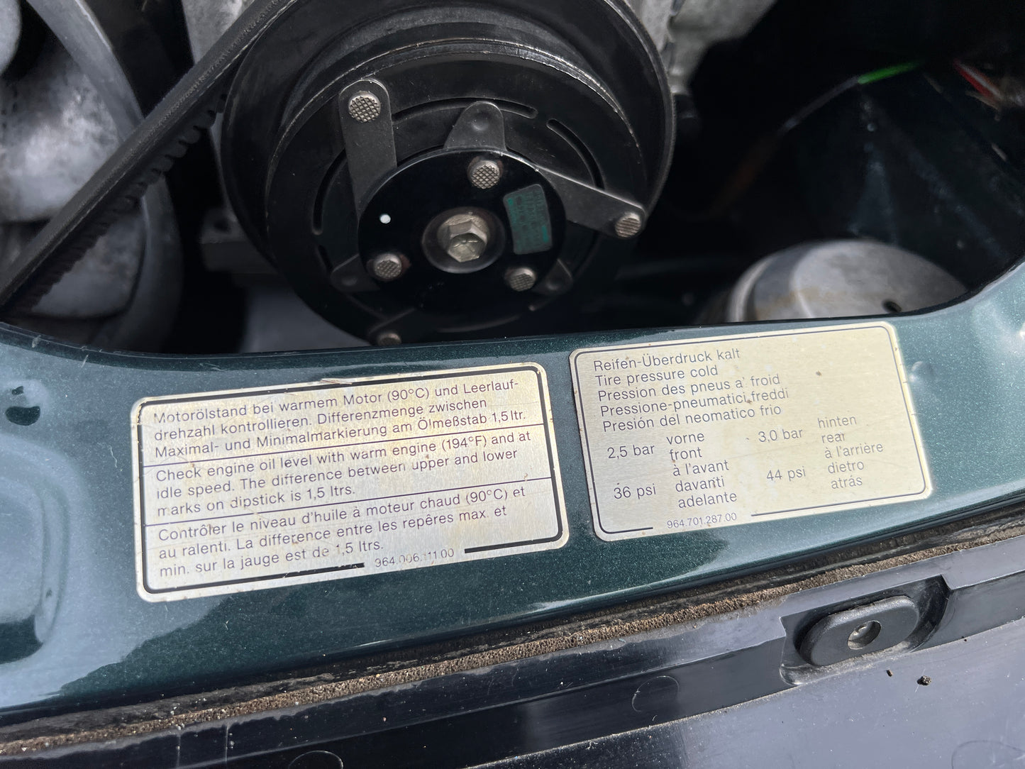 Porsche 911 Carrera 2 | 964 | 77.451 km | 250 PS | Schalter