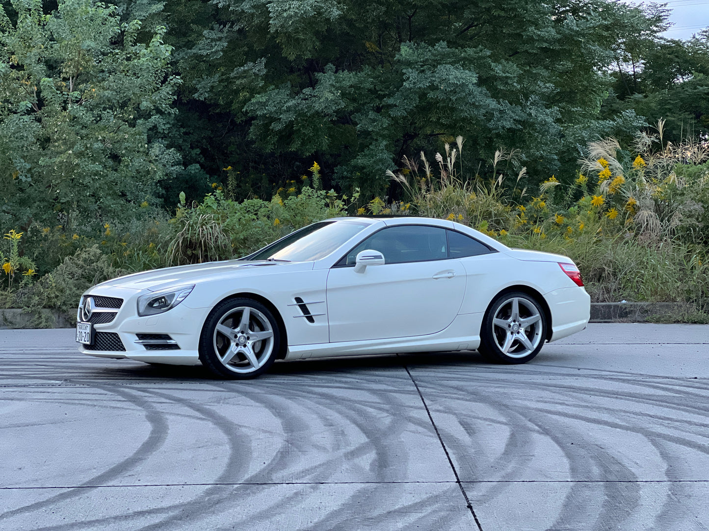 Mercedes Benz SL350 AMG Cabrio | 46.620 km | Airscarf & Rückfahrkamera | R231
