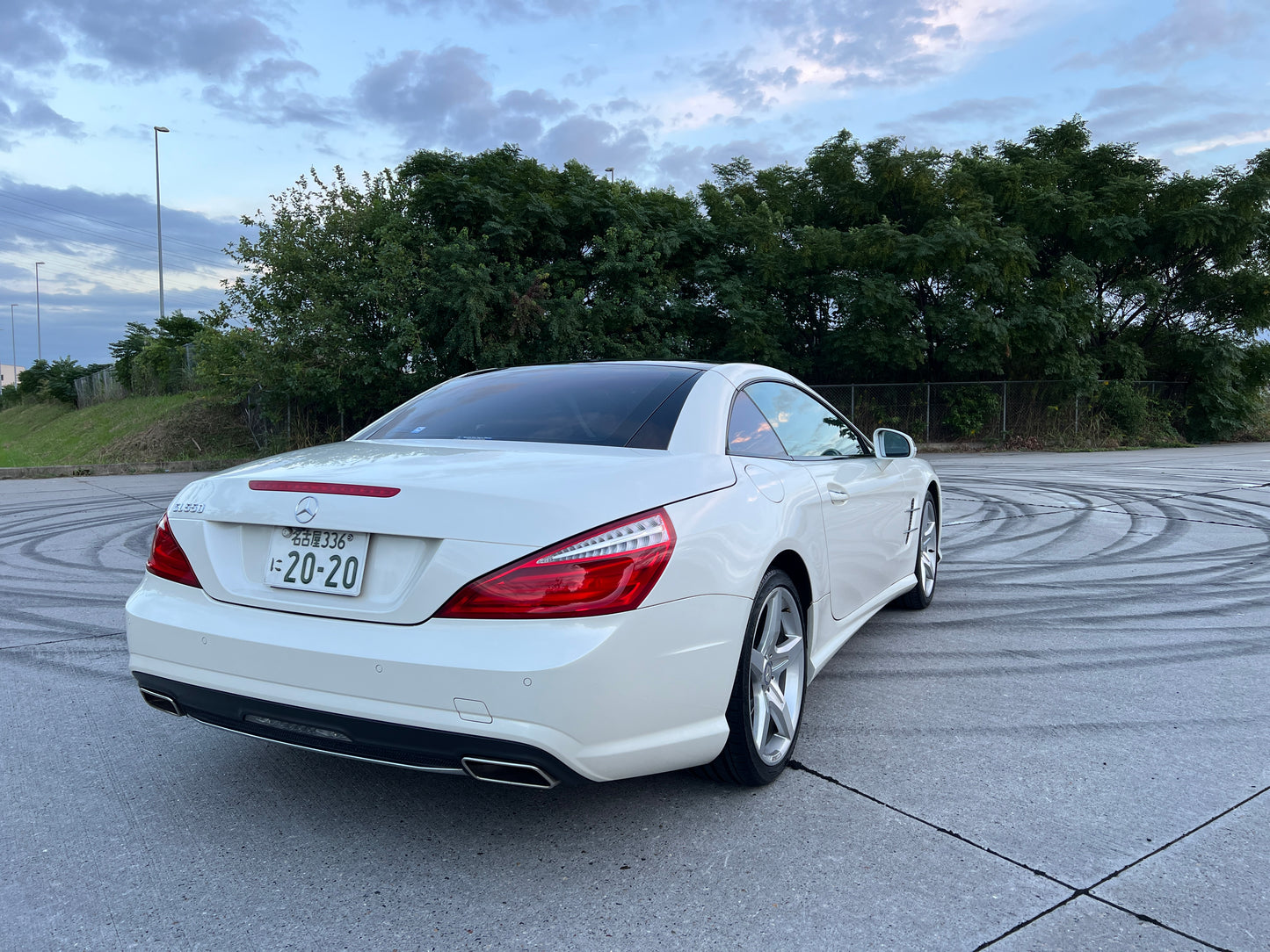 Mercedes Benz SL350 AMG Cabrio | 46.620 km | Airscarf & Rückfahrkamera | R231