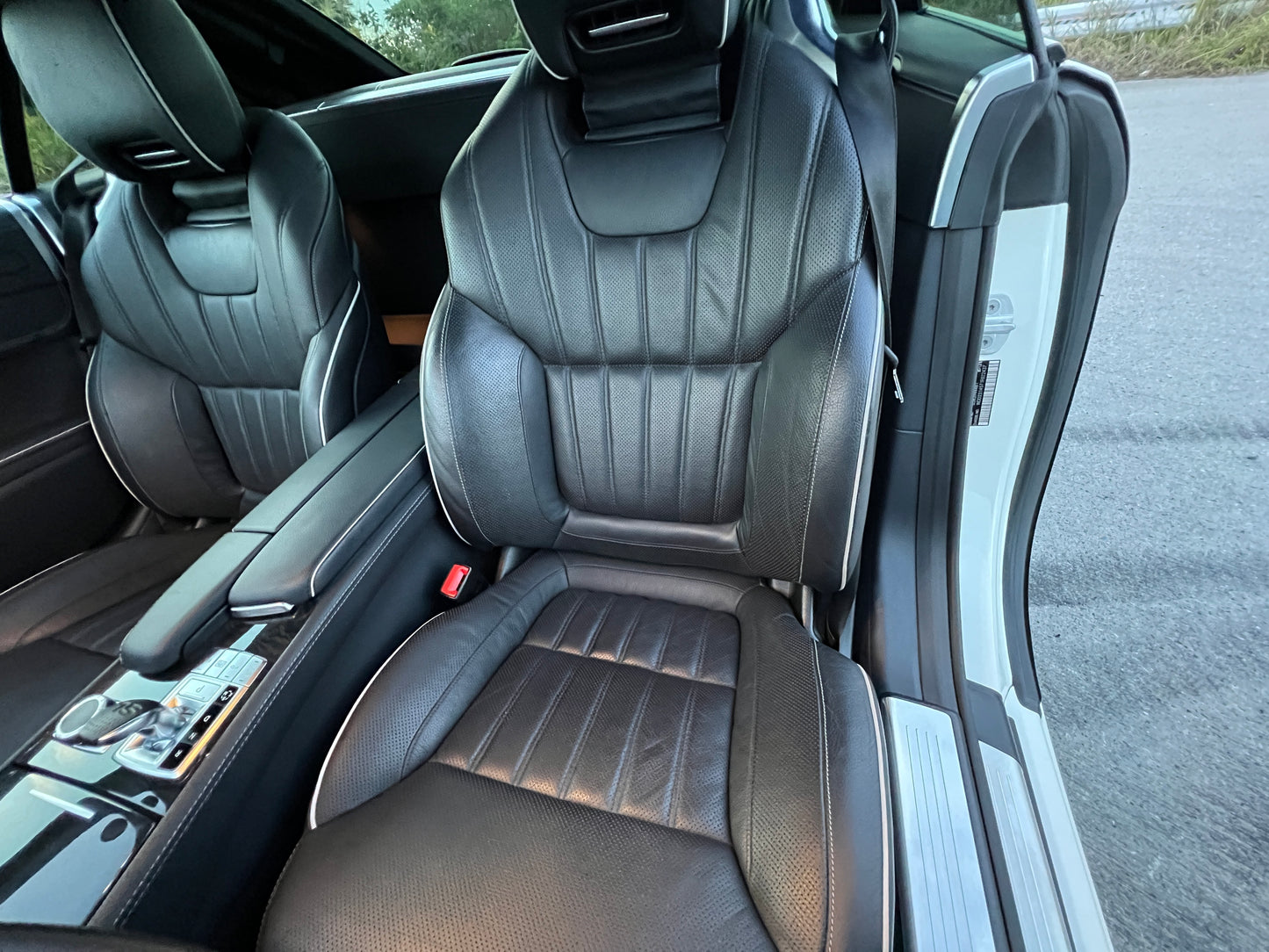 Mercedes Benz SL350 AMG Cabrio | 46.620 km | Airscarf & Rückfahrkamera | R231