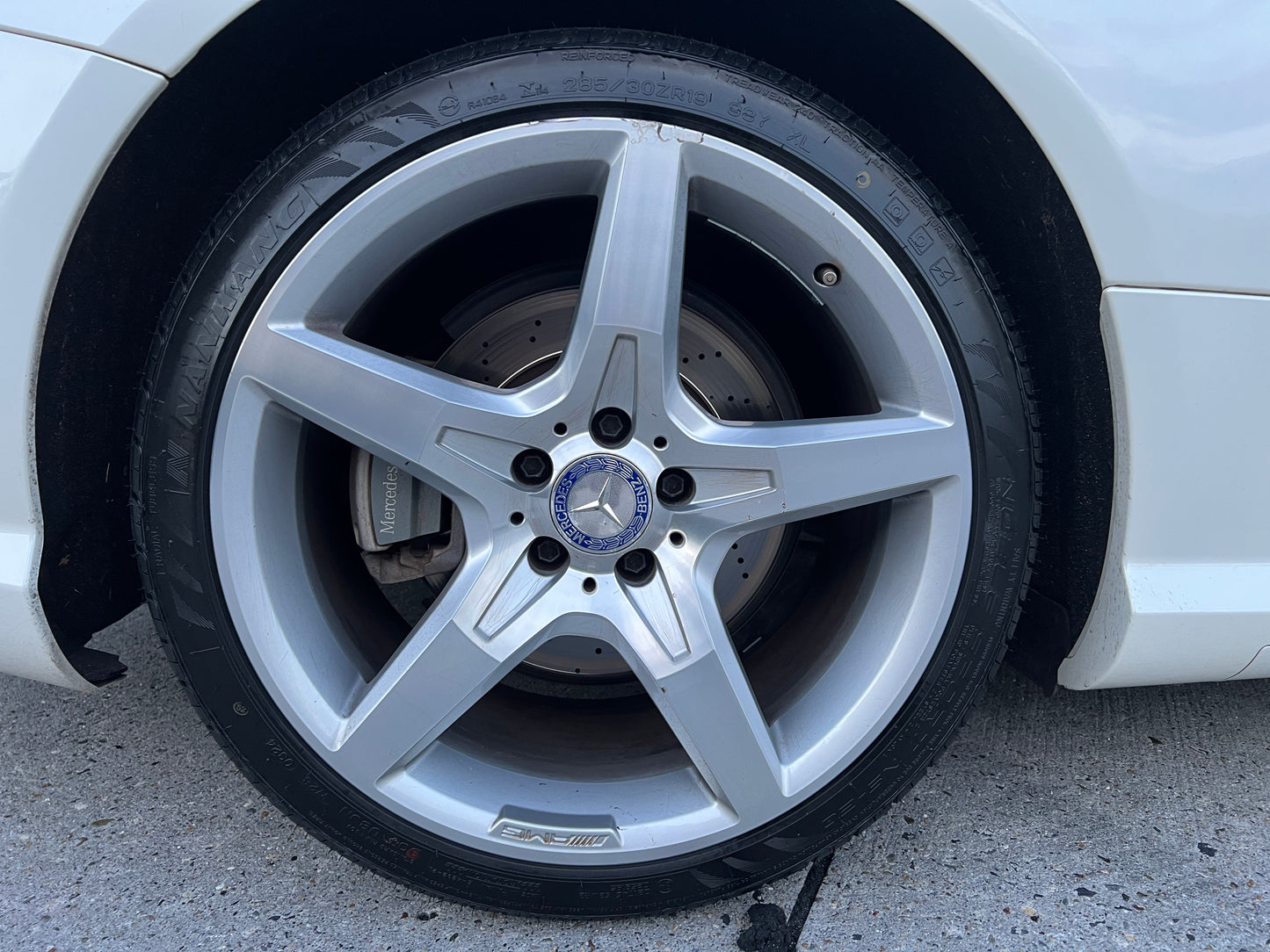 Mercedes Benz SL350 AMG Cabrio | 46.620 km | Airscarf & Rückfahrkamera | R231