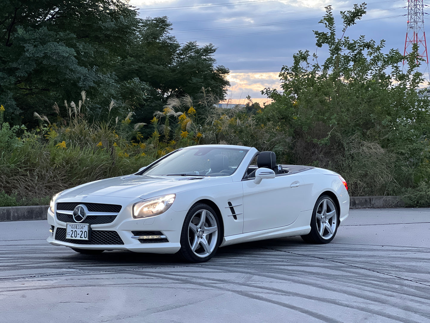 Mercedes Benz SL350 AMG Cabrio | 46.620 km | Airscarf & Rückfahrkamera | R231