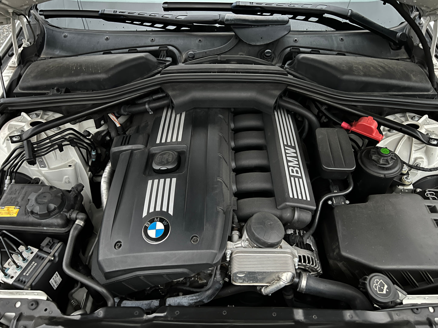 BMW 530i M-Paket | E60 LCI | 72.787 km | 272 PS | Rückfahrkamera | Schiebedach