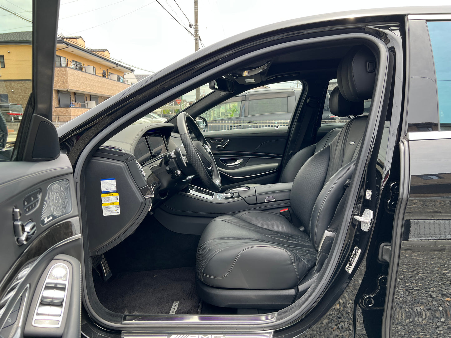 Mercedes Benz S63 L AMG | 4-Matic | W222 | 65.107 km | 585 PS | Nachtsicht