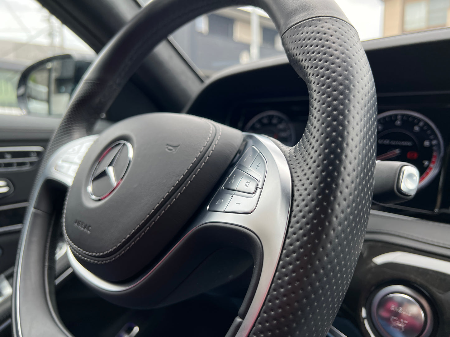 Mercedes Benz S63 L AMG | 4-Matic | W222 | 65.107 km | 585 PS | Nachtsicht