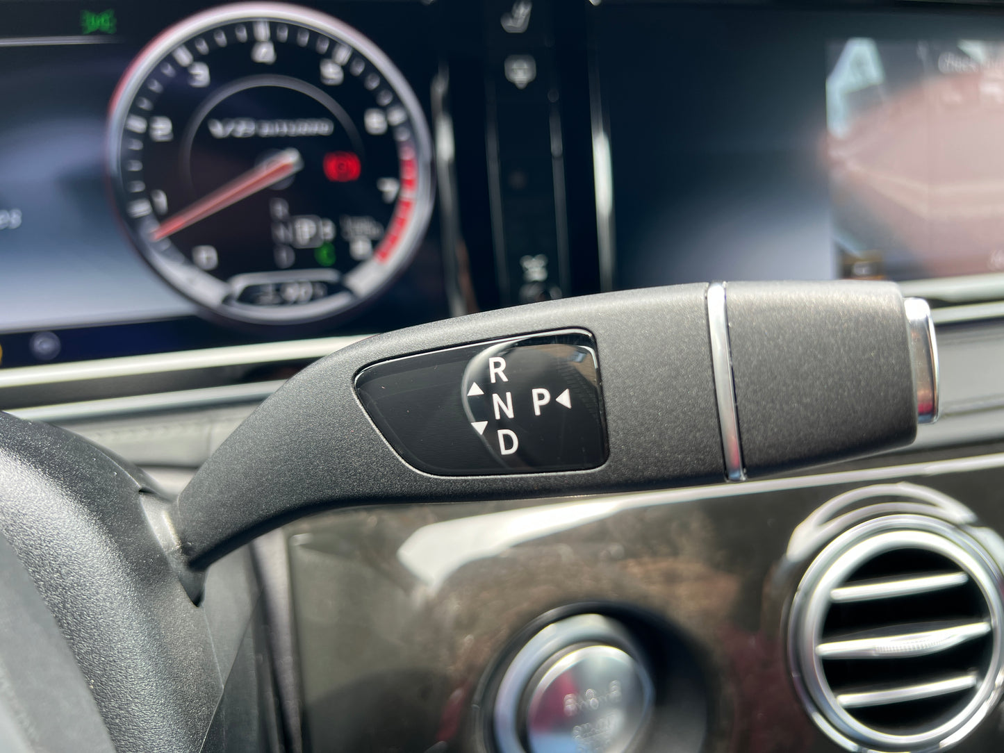 Mercedes Benz S63 L AMG | 4-Matic | W222 | 65.107 km | 585 PS | Nachtsicht