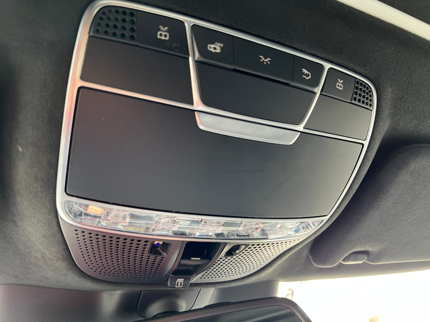 Mercedes Benz S63 L AMG | 4-Matic | W222 | 65.107 km | 585 PS | Nachtsicht