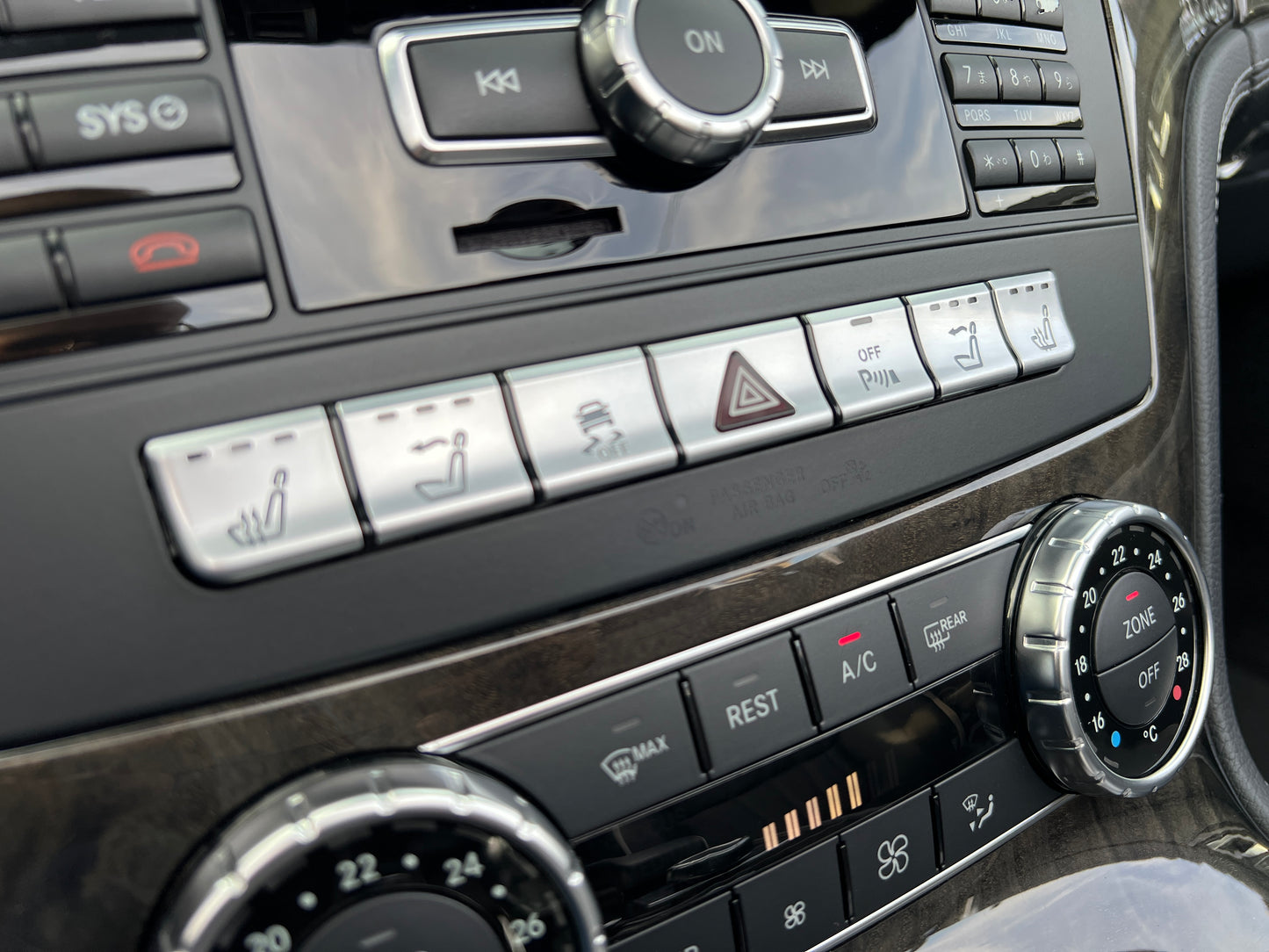 Mercedes Benz SL500 AMG | R231 | 88.352 km | 435 PS | Harman/Kardon
