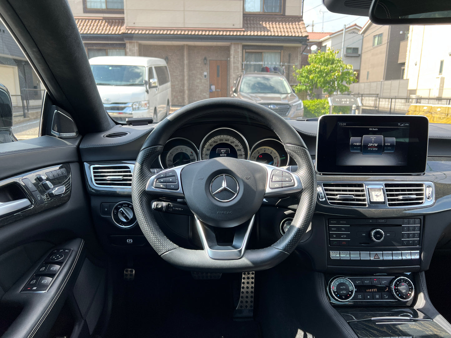 Mercedes Benz CLS500 AMG | C218 | 52.973 km | 408 PS | Apple CarPlay