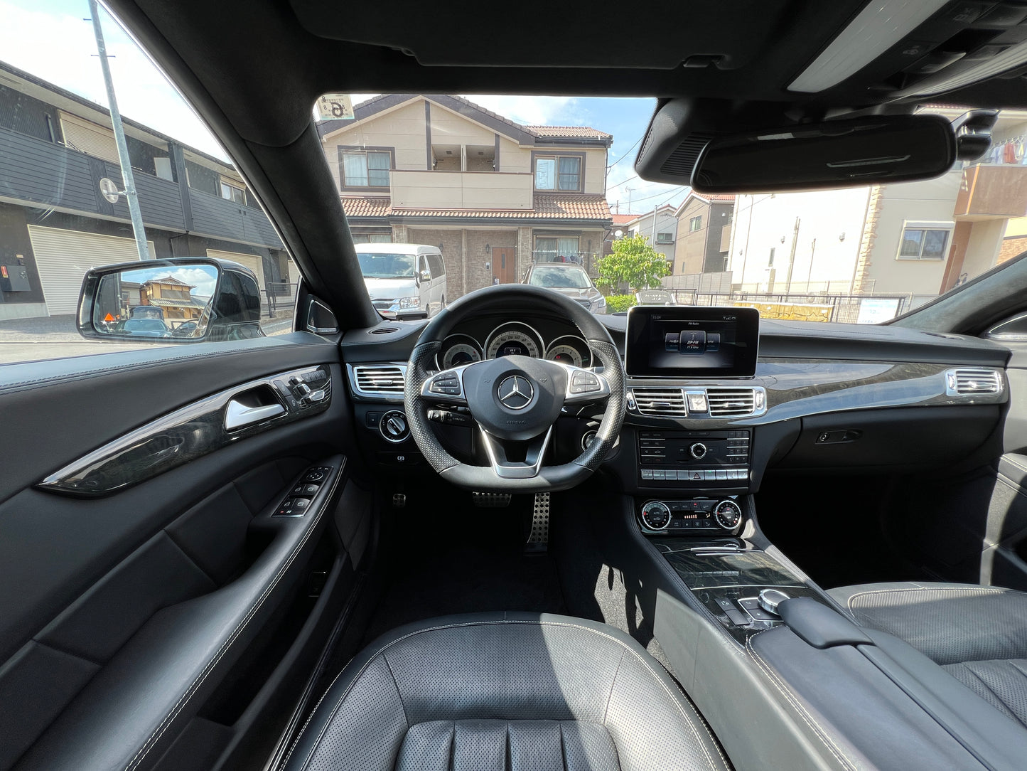 Mercedes Benz CLS500 AMG | C218 | 52.973 km | 408 PS | Apple CarPlay