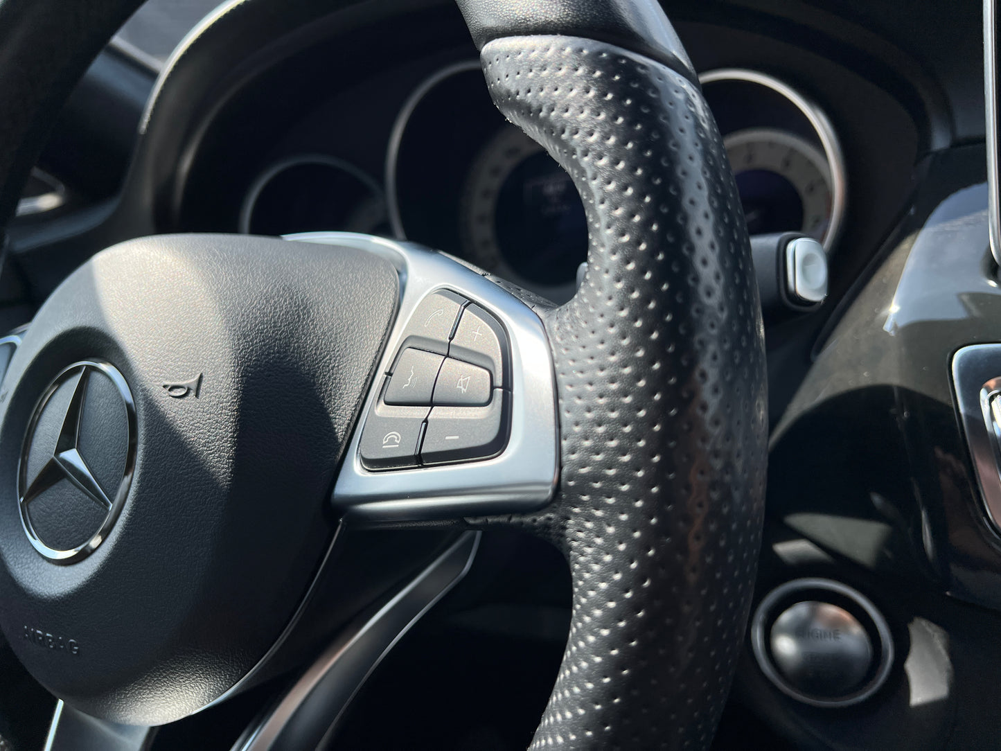 Mercedes Benz CLS500 AMG | C218 | 52.973 km | 408 PS | Apple CarPlay