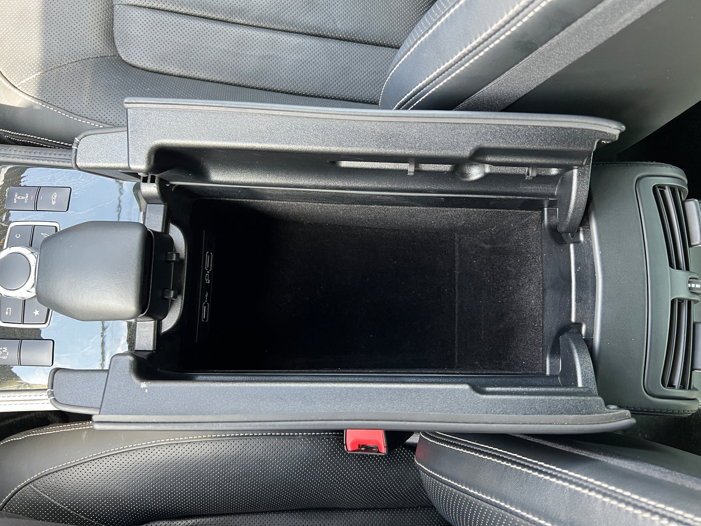 Mercedes Benz CLS500 AMG | C218 | 52.973 km | 408 PS | Apple CarPlay