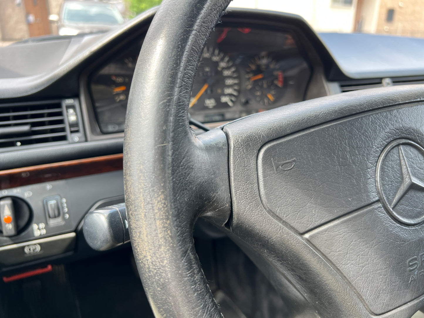 Mercedes Benz 500E | W124 | 131.982 km | 326 PS | BOSE | Limousine