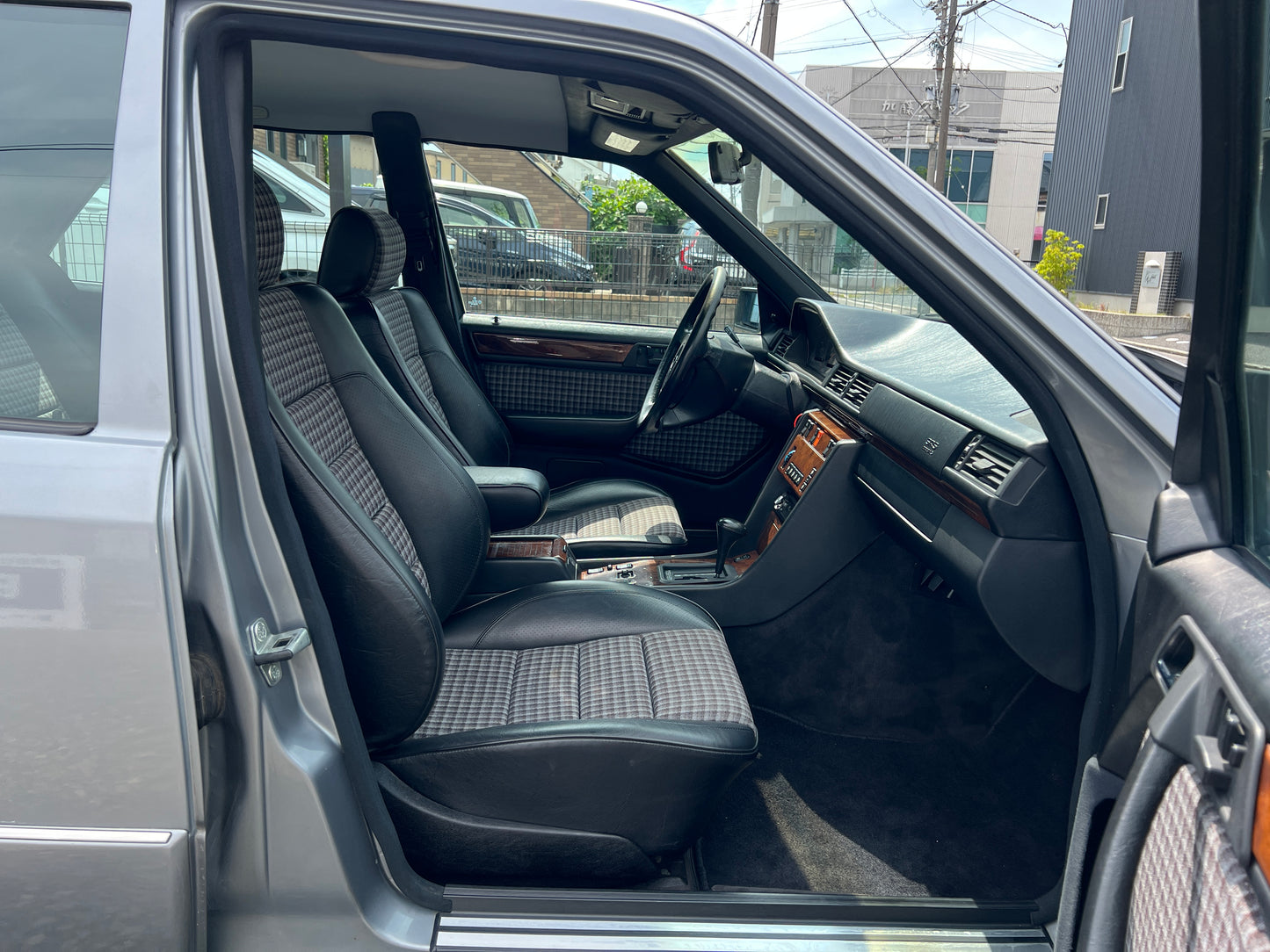 Mercedes Benz 500E | W124 | 131.982 km | 326 PS | BOSE | Limousine