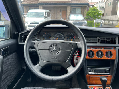 Mercedes Benz 190E 2.6 | W201 | M103 166 PS | 137.421 km | ERSTLACK!