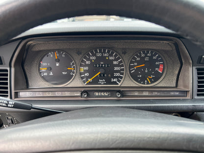 Mercedes Benz 190E 2.6 | W201 | M103 166 PS | 137.421 km | ERSTLACK!