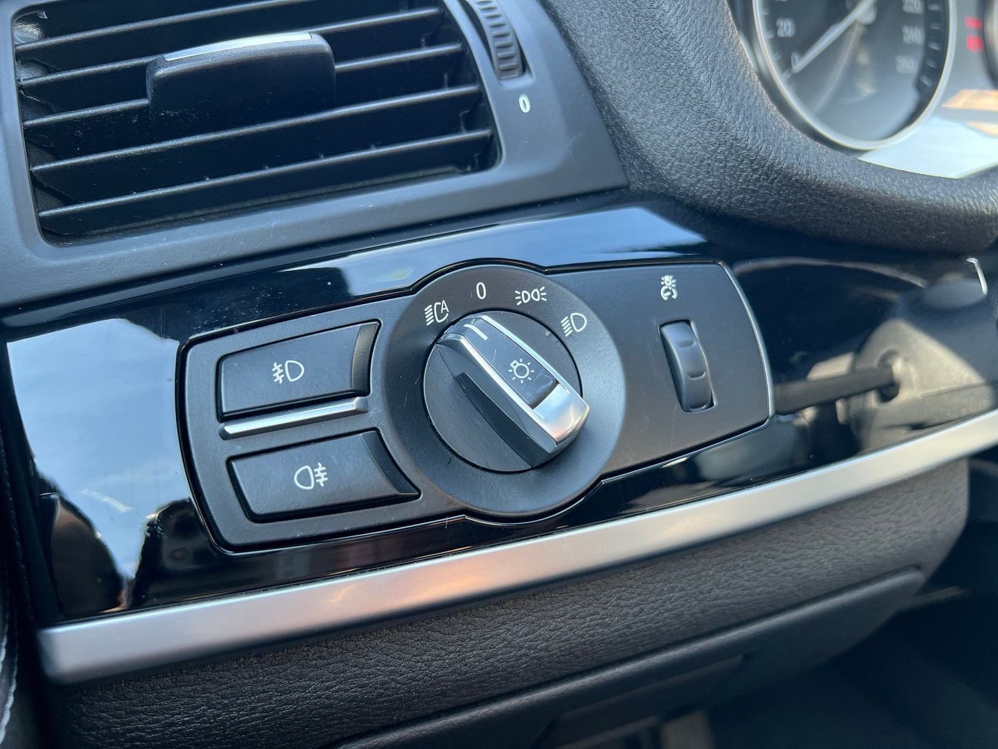 BMW X4 M40i | M Sport | F26 | 121.588 km | 360 PS | Coupé