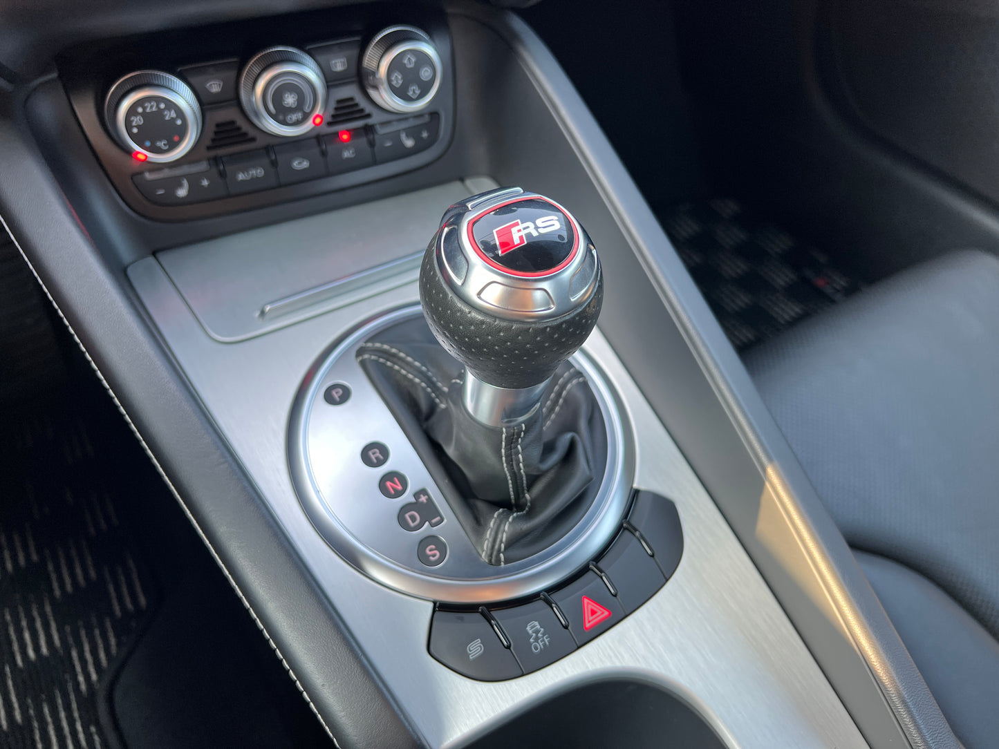 Audi TT RS | quattro | Sport | 149.793 km | 340 PS | Tiptronic