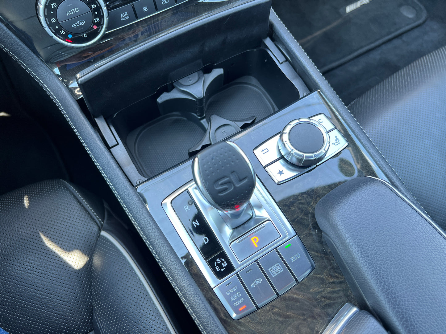 Mercedes Benz SL350 AMG | R231 | 45.612 km | 306 PS | Vario-Glasdach