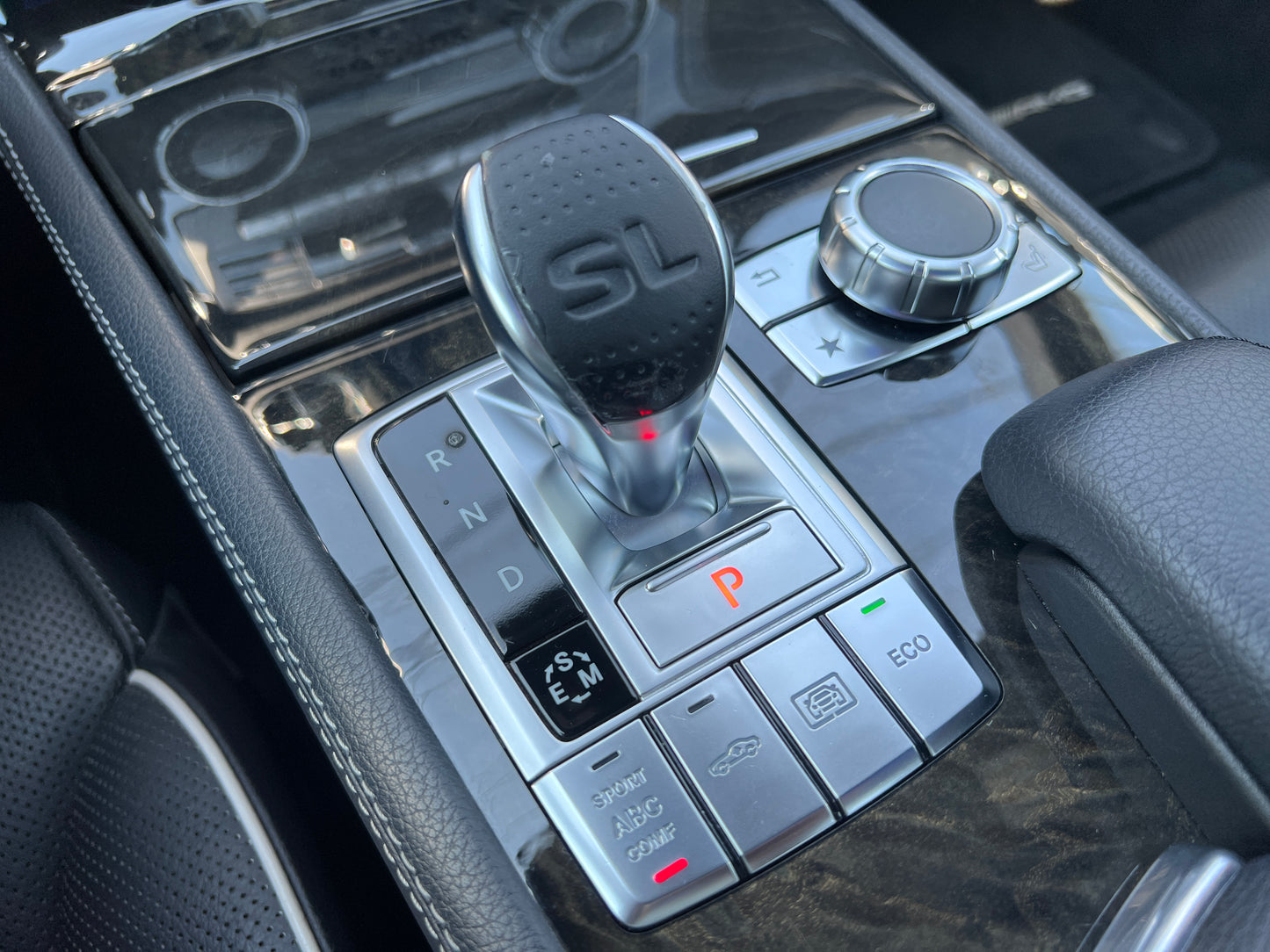 Mercedes Benz SL350 AMG | R231 | 45.612 km | 306 PS | Vario-Glasdach