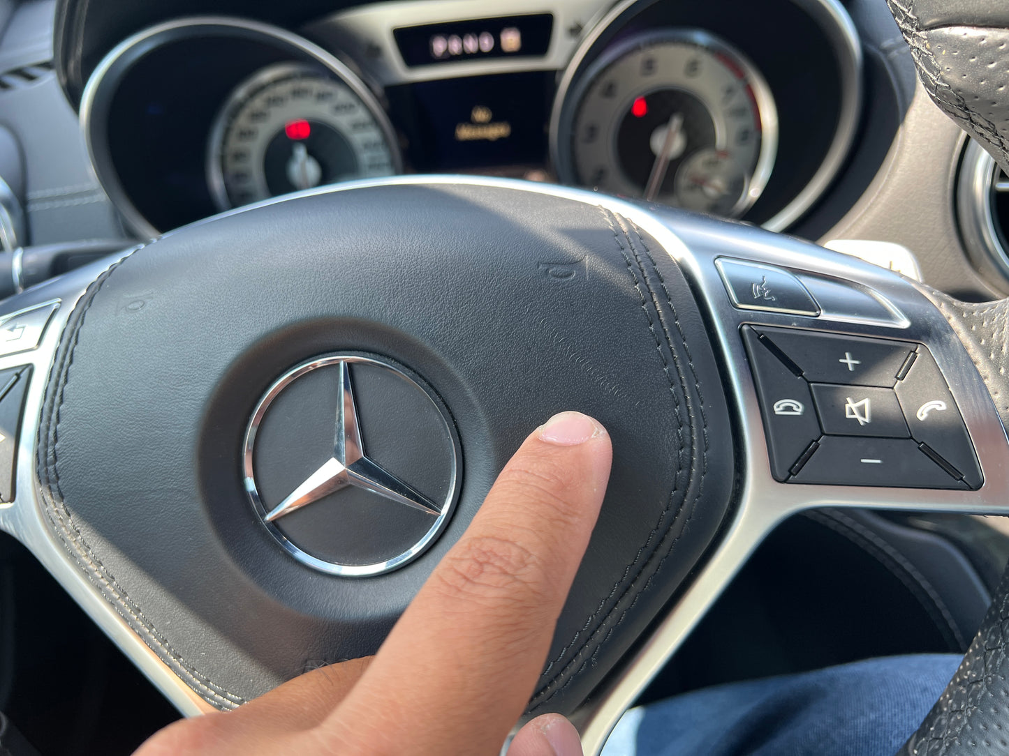 Mercedes Benz SL350 AMG | R231 | 45.612 km | 306 PS | Vario-Glasdach