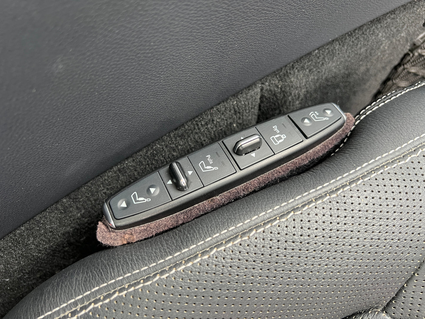 Mercedes Benz CLS500 AMG | C218 | 67.251 km | 408 PS | KEYLESS-GO