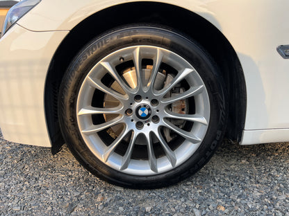 BWM 740i | M Sport | F01 | 75.074 km | 326 PS | Limousine