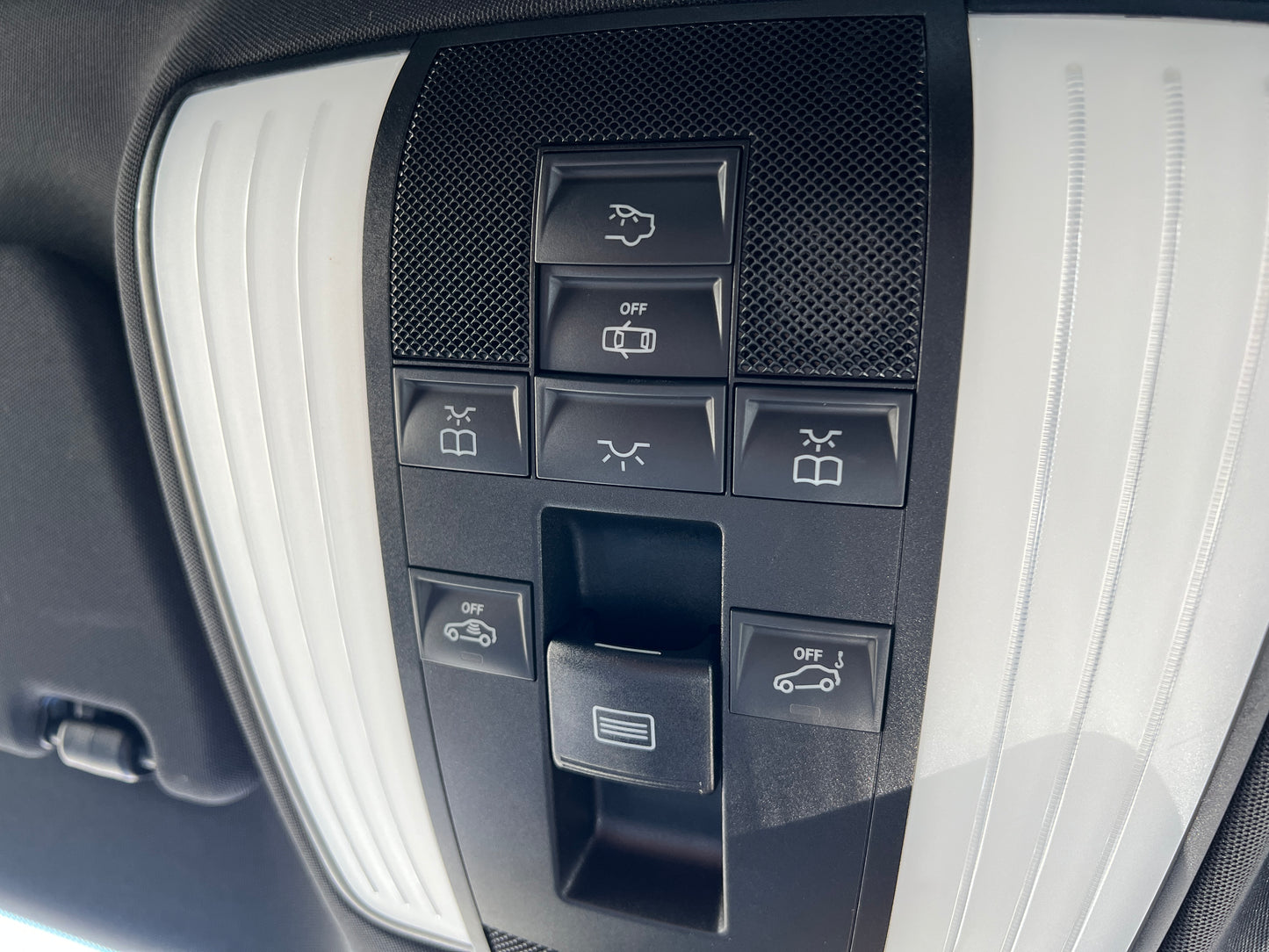 Mercedes Benz CLS350 AMG | C218 | 100.554 km | 306 PS | Coupé