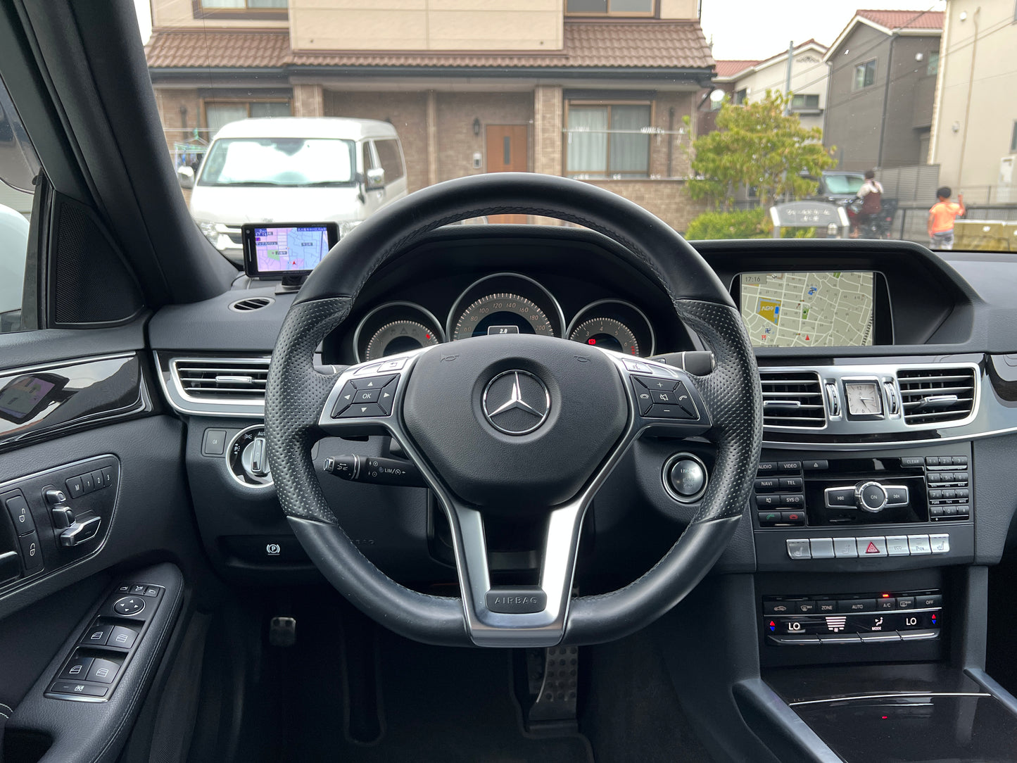 Mercedes Benz E300-T AMG 4-Matic | S212 | 82.274 km | 252 PS | Avantgarde