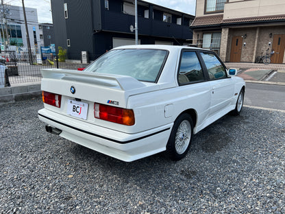 BMW M3 | E30 | 196.978 km | 215 PS | Schiebedach | Coupé | Historie!